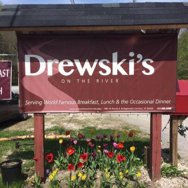 50625275_2100924303286724_5069948158348361728_n